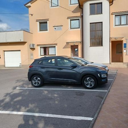 Apartman Alen Podhum Экстерьер фото